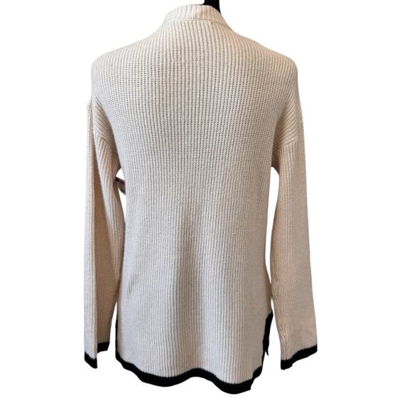NEW T TAHARI Tan Long Sleeve Crew Neck Pullover Sweater Size M - Picture 3 of 6